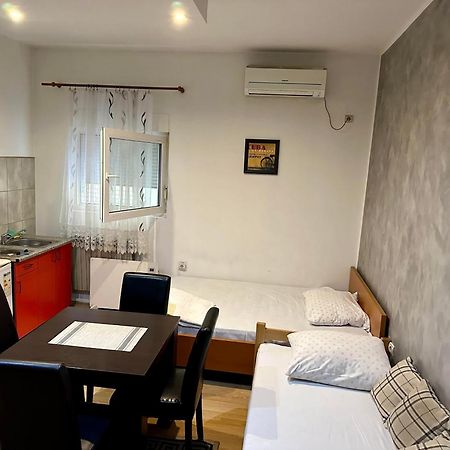 Apartments Agape Белград Екстериор снимка